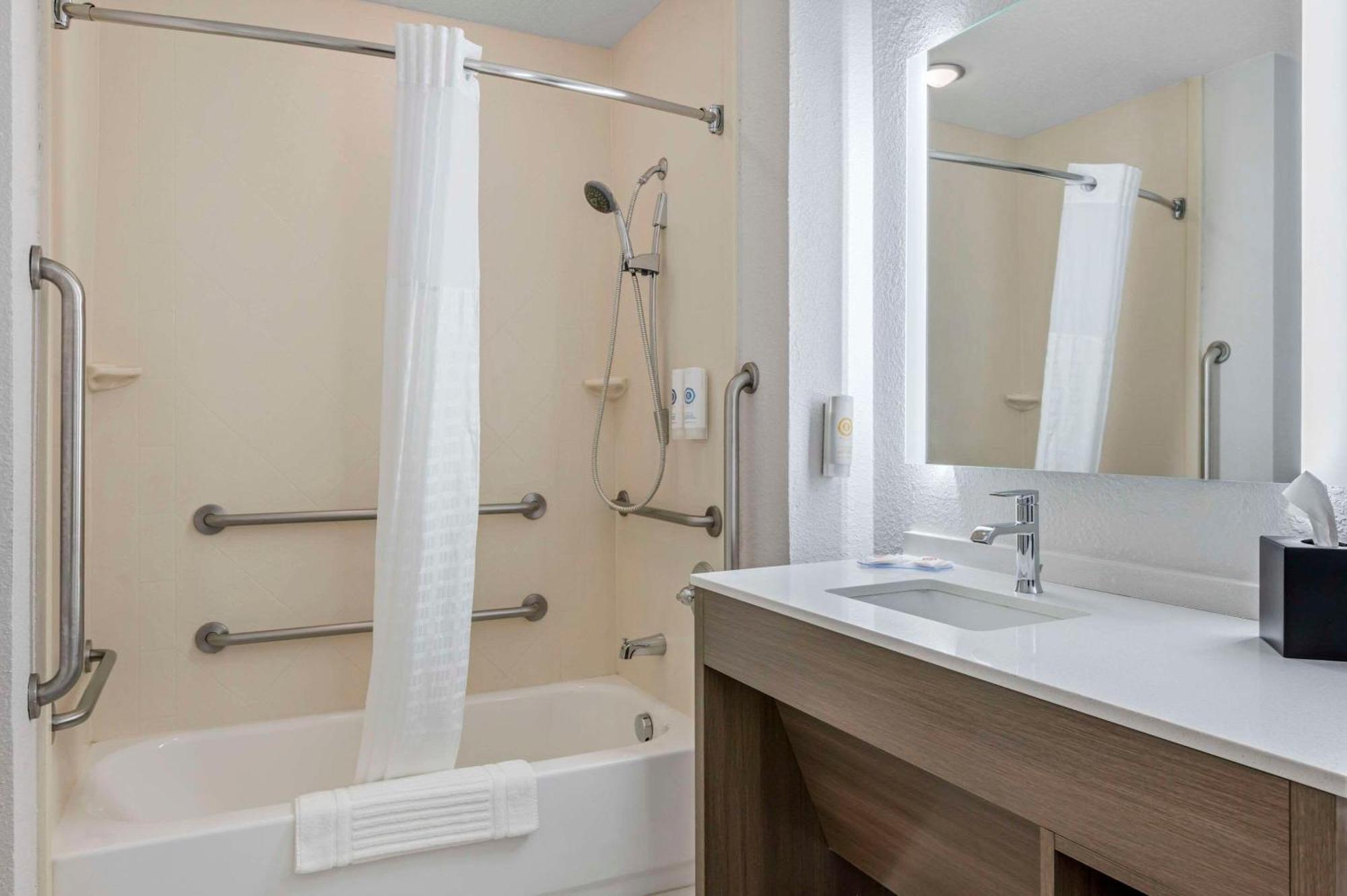Comfort Suites West Indianapolis - Brownsburg Esterno foto