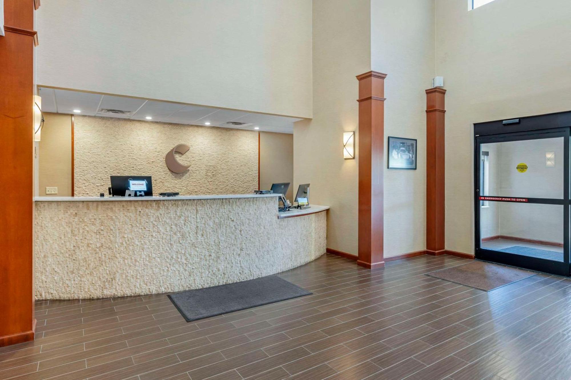 Comfort Suites West Indianapolis - Brownsburg Esterno foto